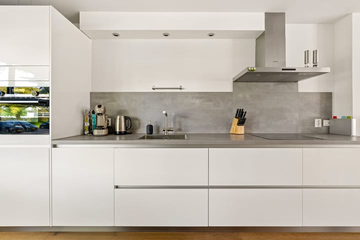 Tussenwoning te koop: Simon van Collemstraat 92, Almere