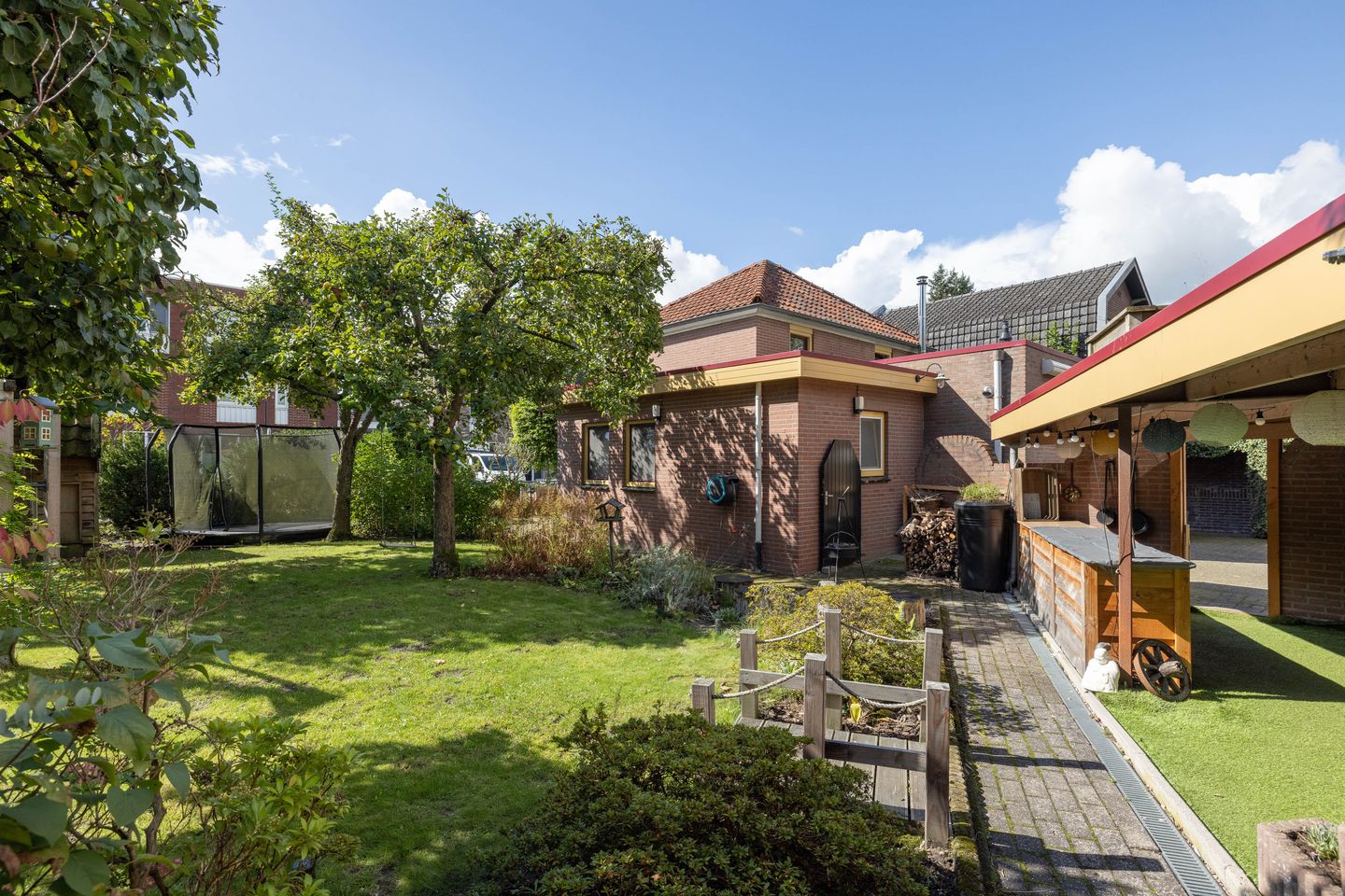 Photo 44 of van Alphenstraat 11