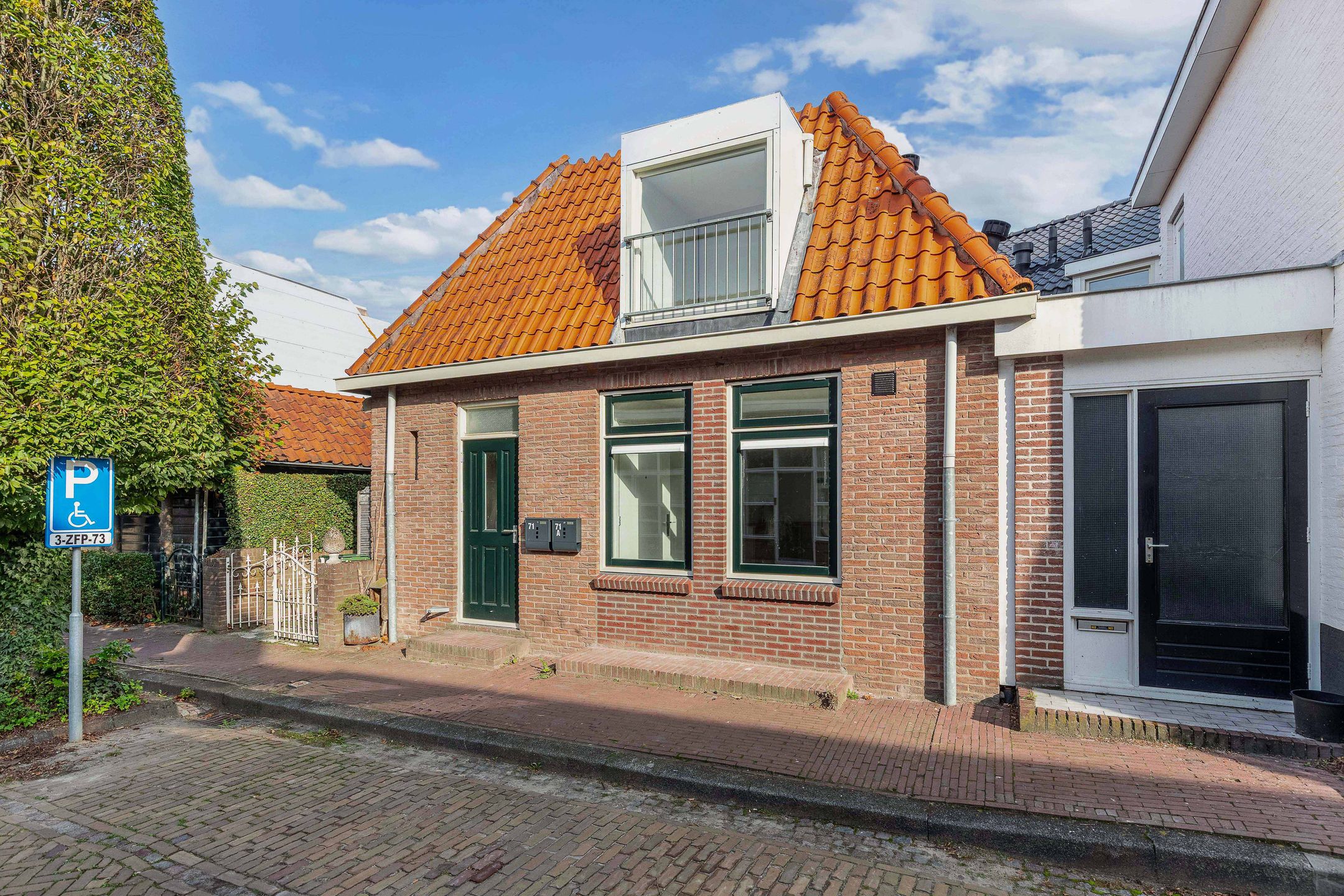 Foto 12 van Bisschopstraat 71-A