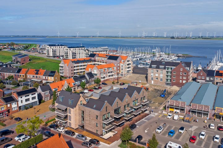Foto 2 van Havenplein 42