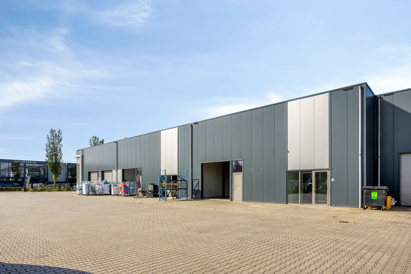 View photo 3 of J.P. Broekhovenstraat 10-D