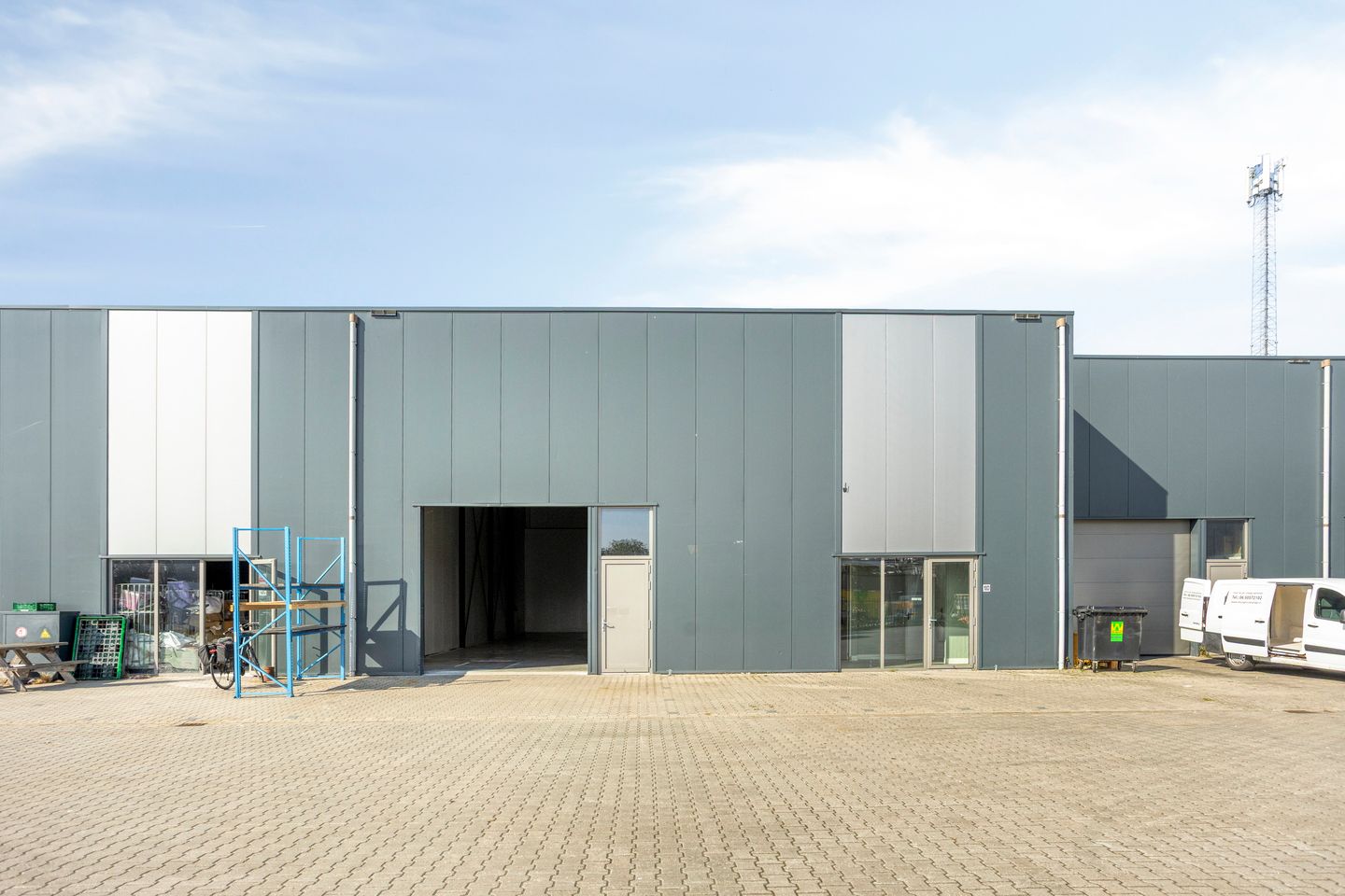 View photo 2 of J.P. Broekhovenstraat 10-D