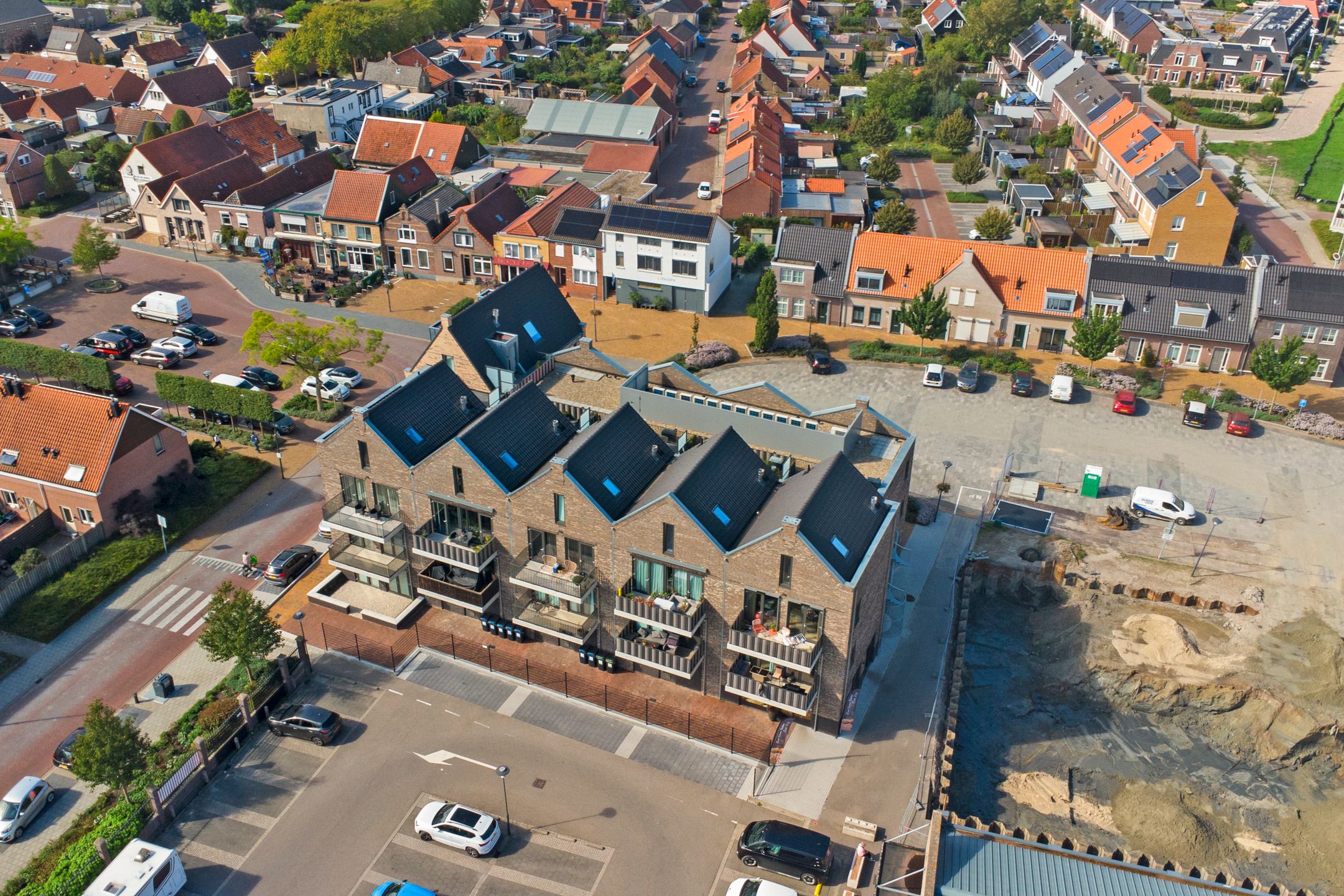 Photo 33 of Havenplein 42