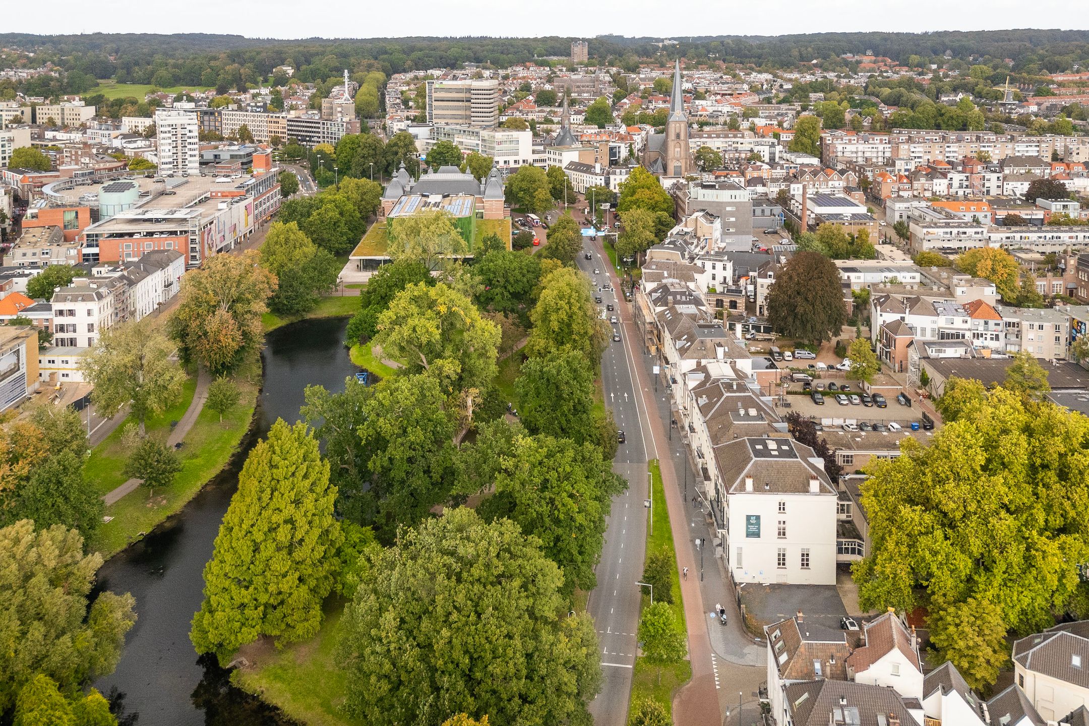 Photo 21 of Singelstraat 17