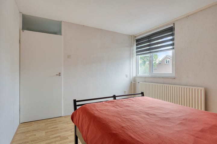 Tussenwoning te koop: Lissenmeent 32, Hilversum