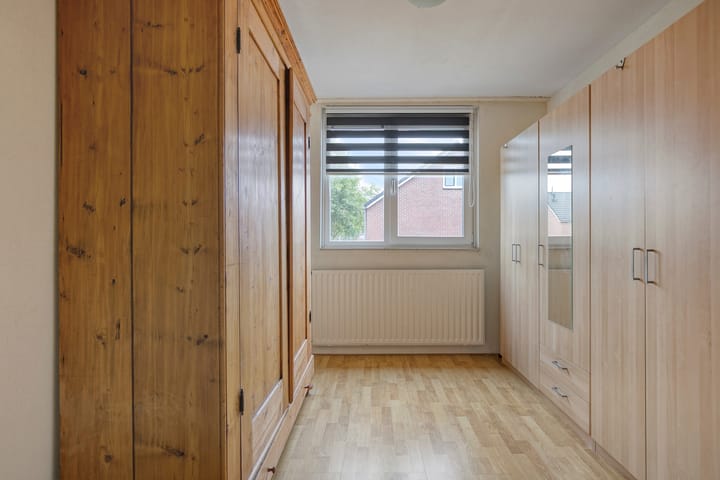 Tussenwoning te koop: Lissenmeent 32, Hilversum