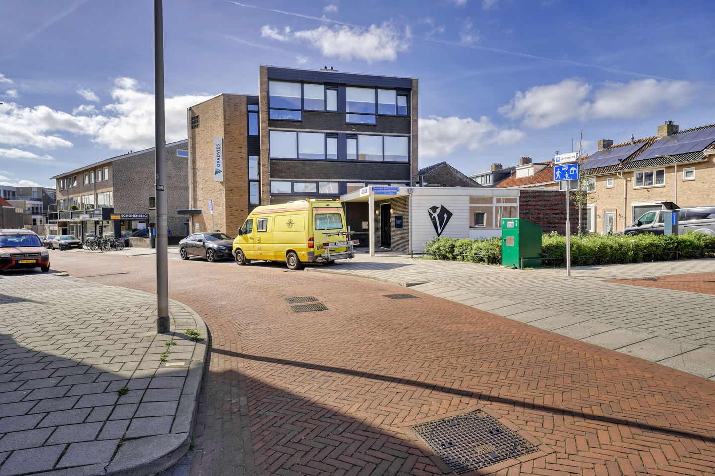 View photo 1 of Burgersdijkstraat 7