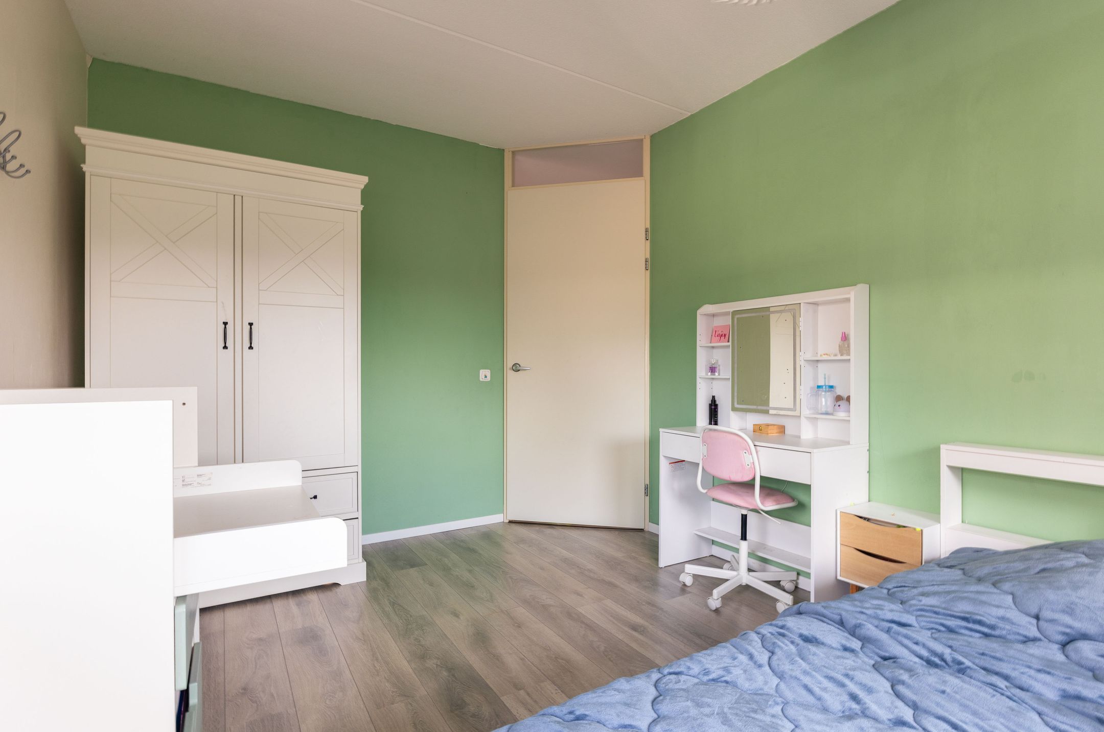 Photo 27 of De Pauw 6
