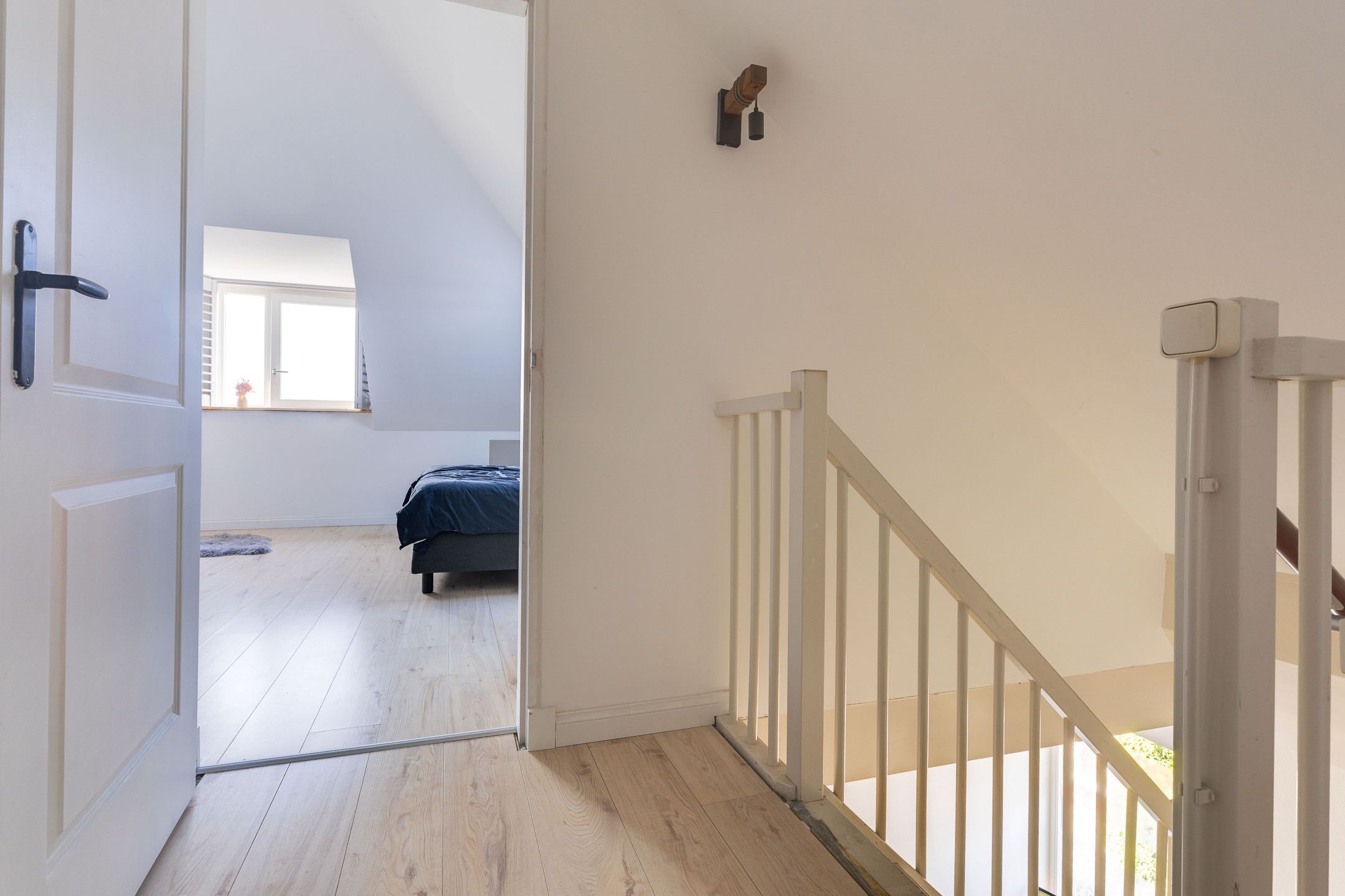 Photo 36 of De Pauw 6