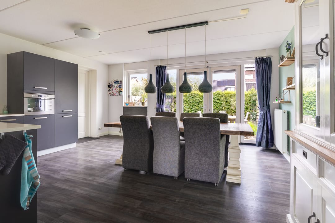 Photo 17 of De Pauw 6