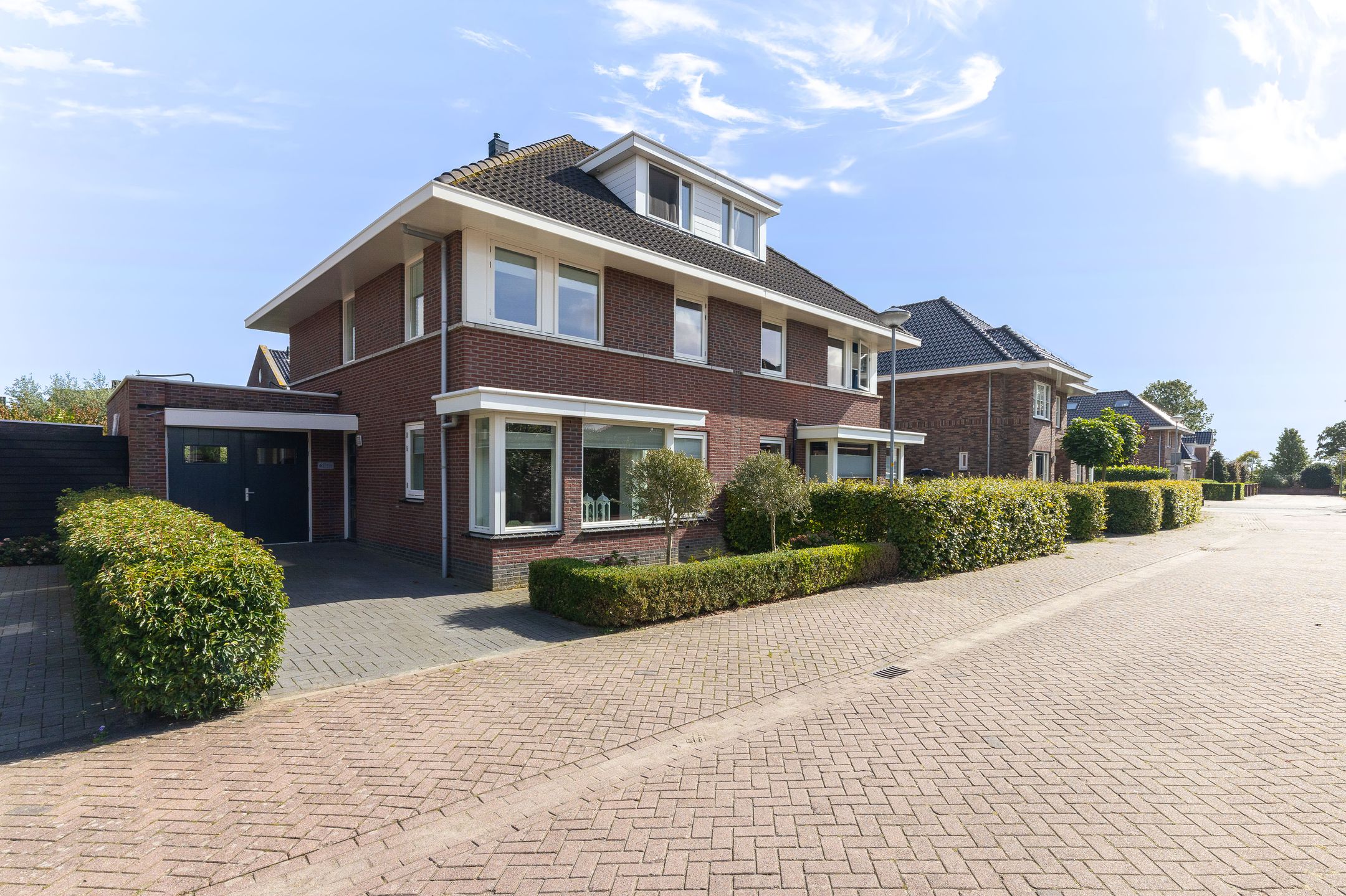 Photo 9 of De Pauw 6