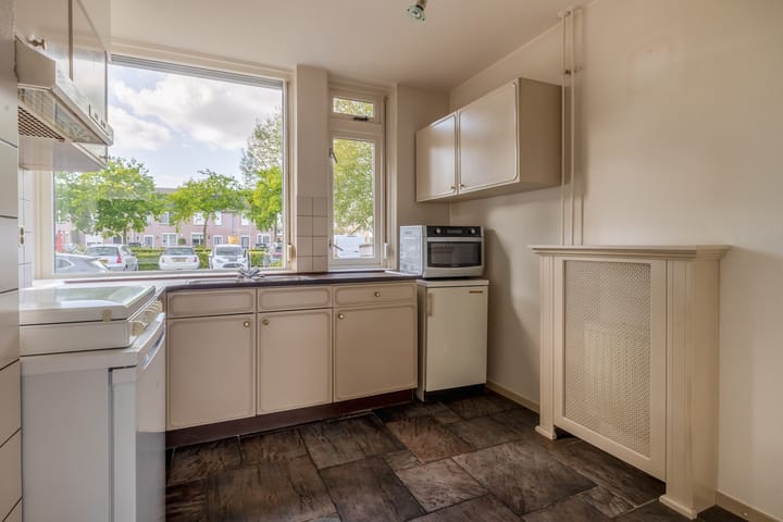 Tussenwoning te koop: Sweelinckstraat 17, Schijndel
