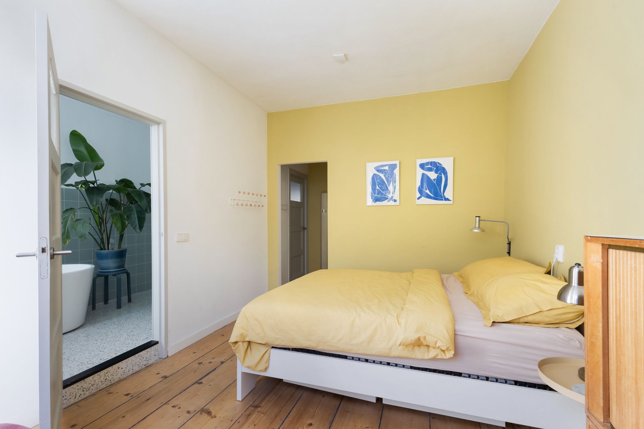 Photo 36 of Muys van Holystraat 20