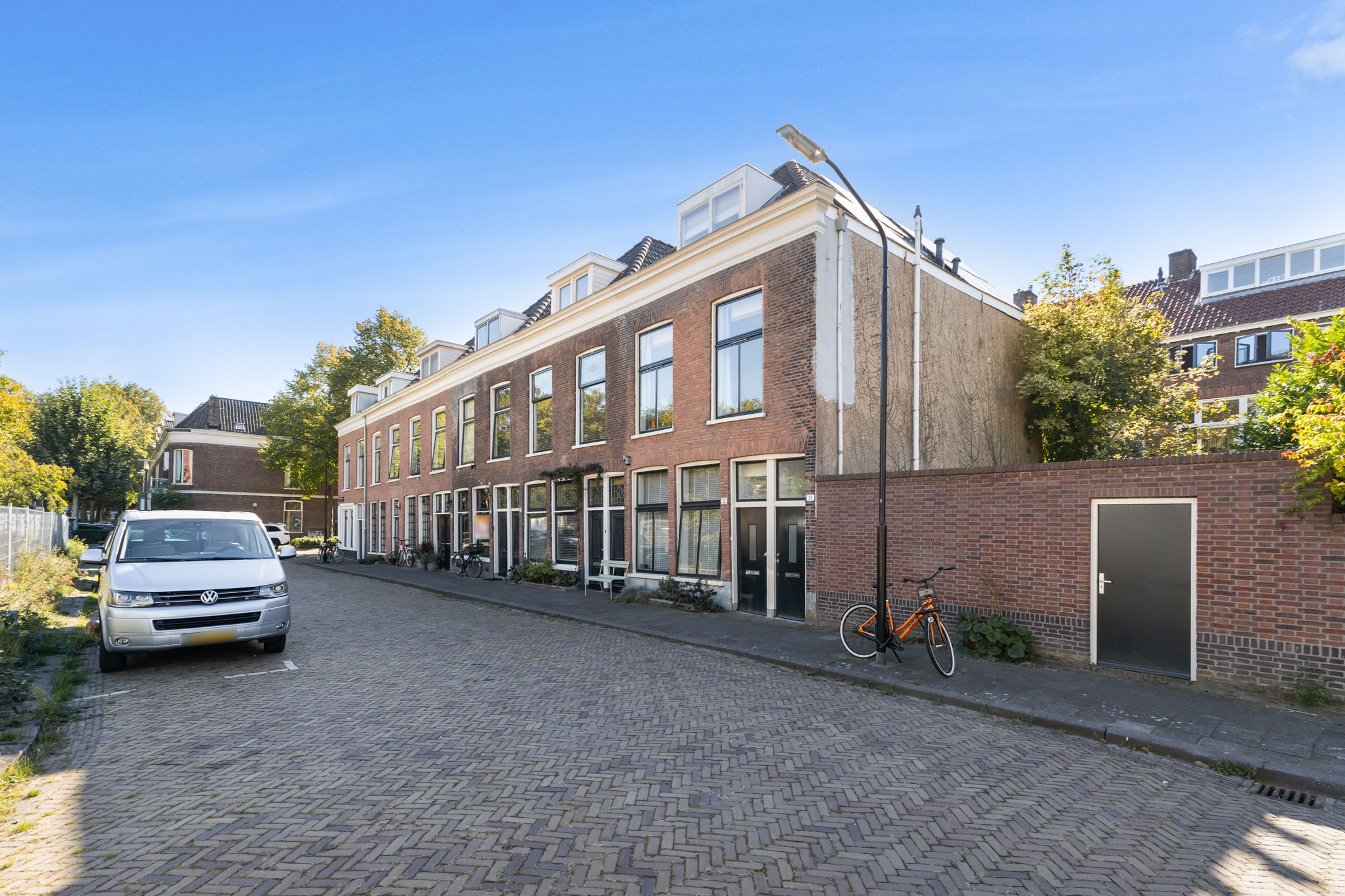 Photo 6 of Muys van Holystraat 20