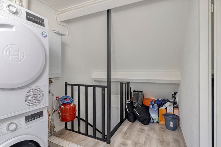 Tussenwoning te koop: IJssel 8, Kaatsheuvel