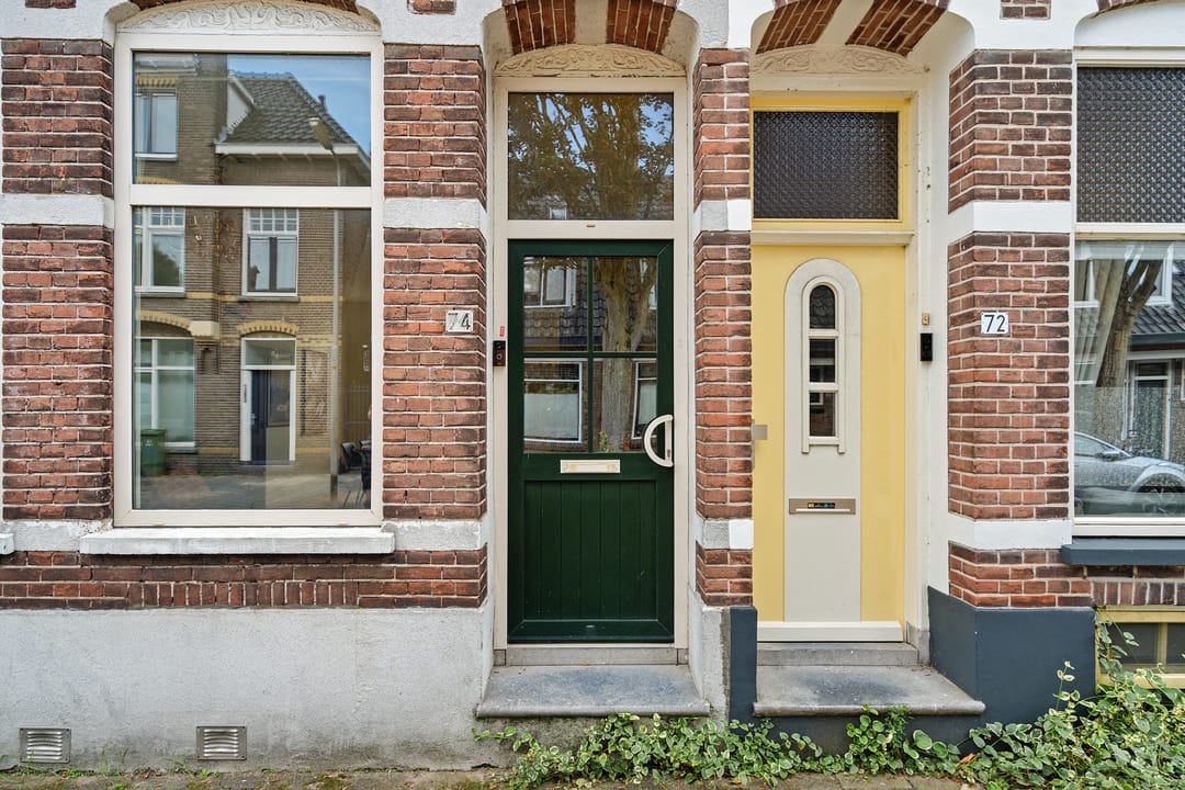 Photo 7 of Oosterstraat 74
