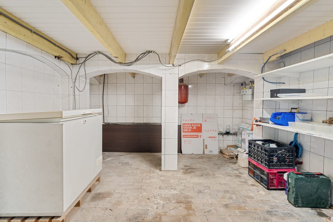Photo 52 of Oosterstraat 74