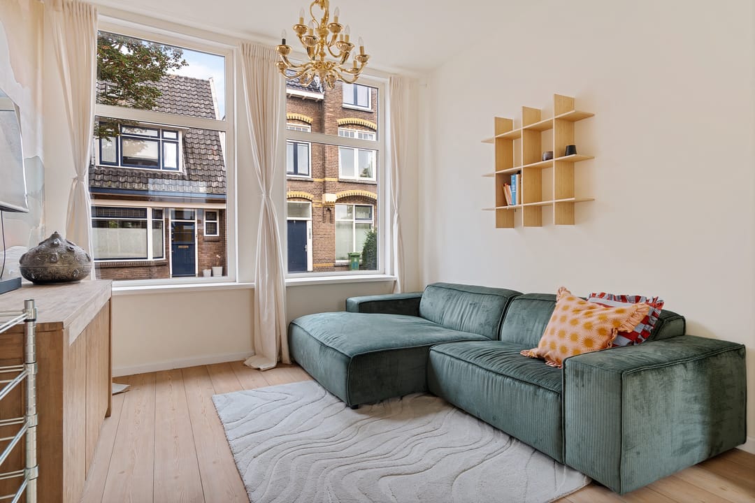 Photo 11 of Oosterstraat 74