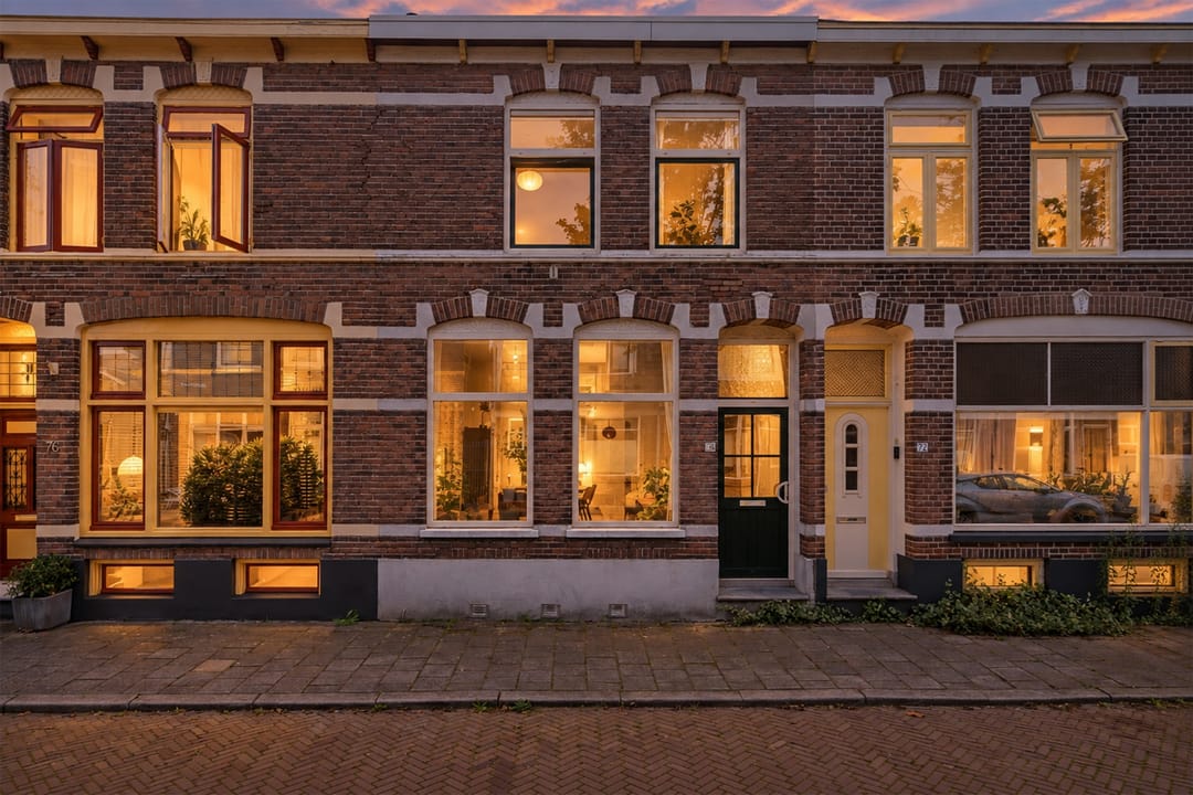 Photo 56 of Oosterstraat 74