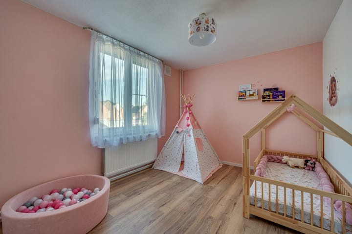 Tussenwoning te koop: Sterrenbosweg 54, Reuver