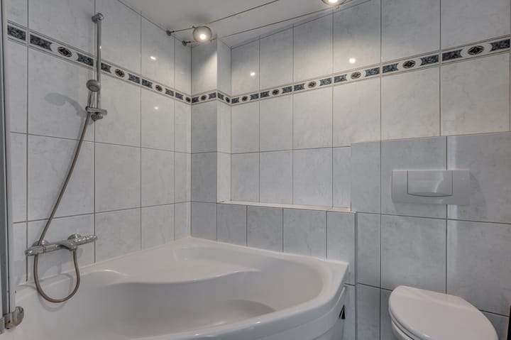 Tussenwoning te koop: Sterrenbosweg 54, Reuver