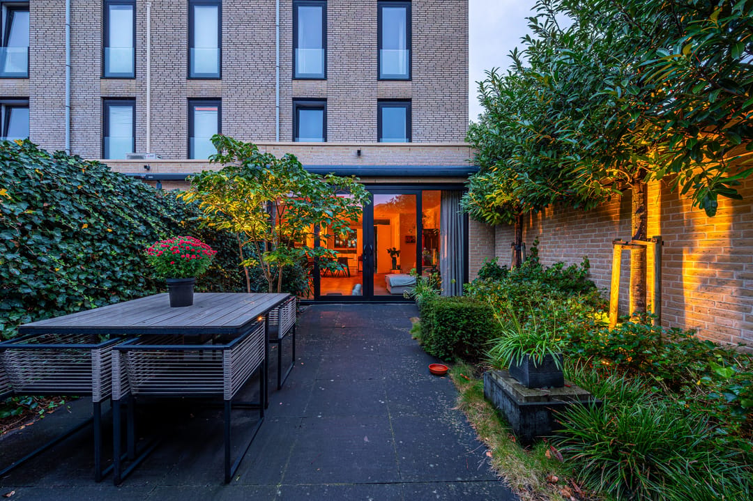 Foto 47 van Eva Besnyöstraat 416