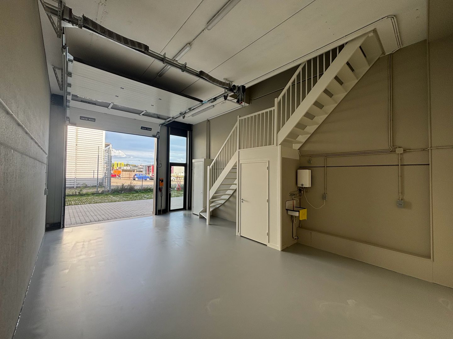 Bekijk foto 2 van Aphroditestraat 1-31