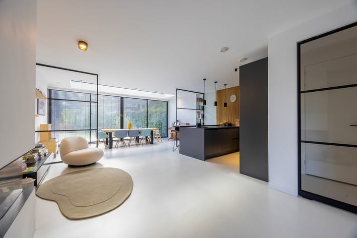 Hoekwoning te koop: Orangerielaan 5, Hilversum