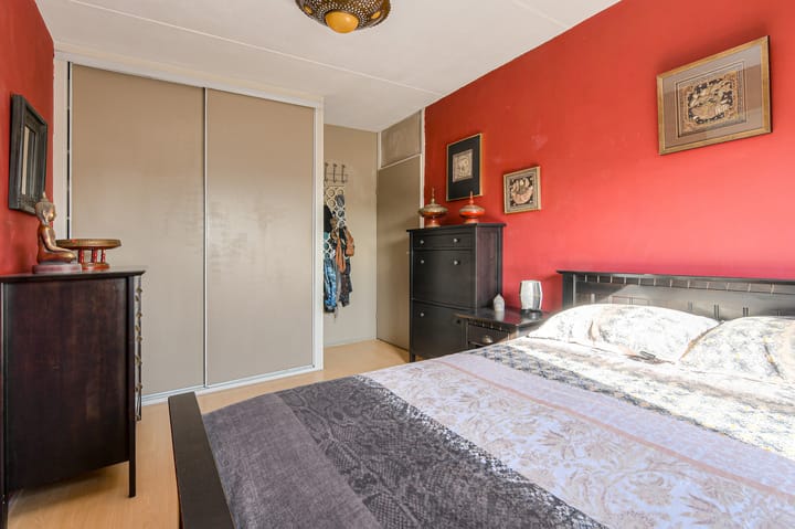 Tussenwoning te koop: Clemensberg 10, Breda