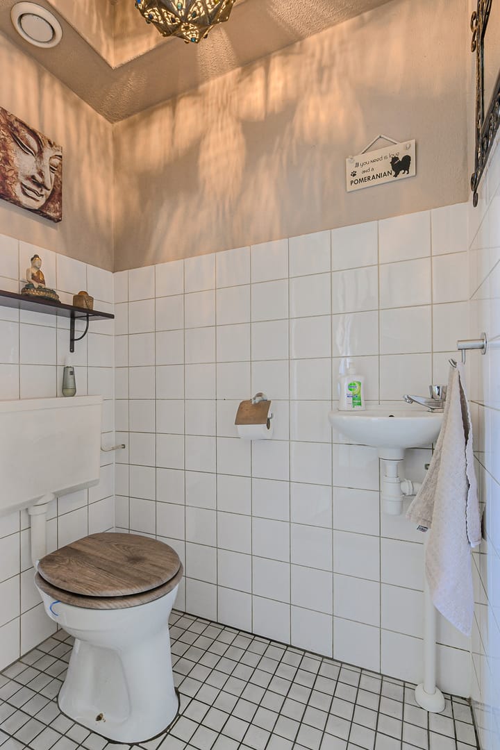 Tussenwoning te koop: Clemensberg 10, Breda