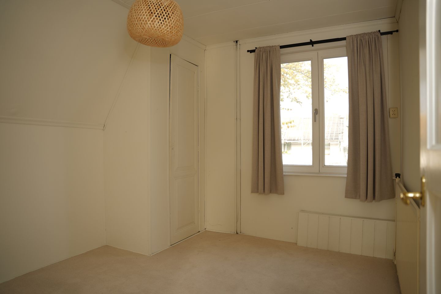 Photo 29 of Bredestraat 34