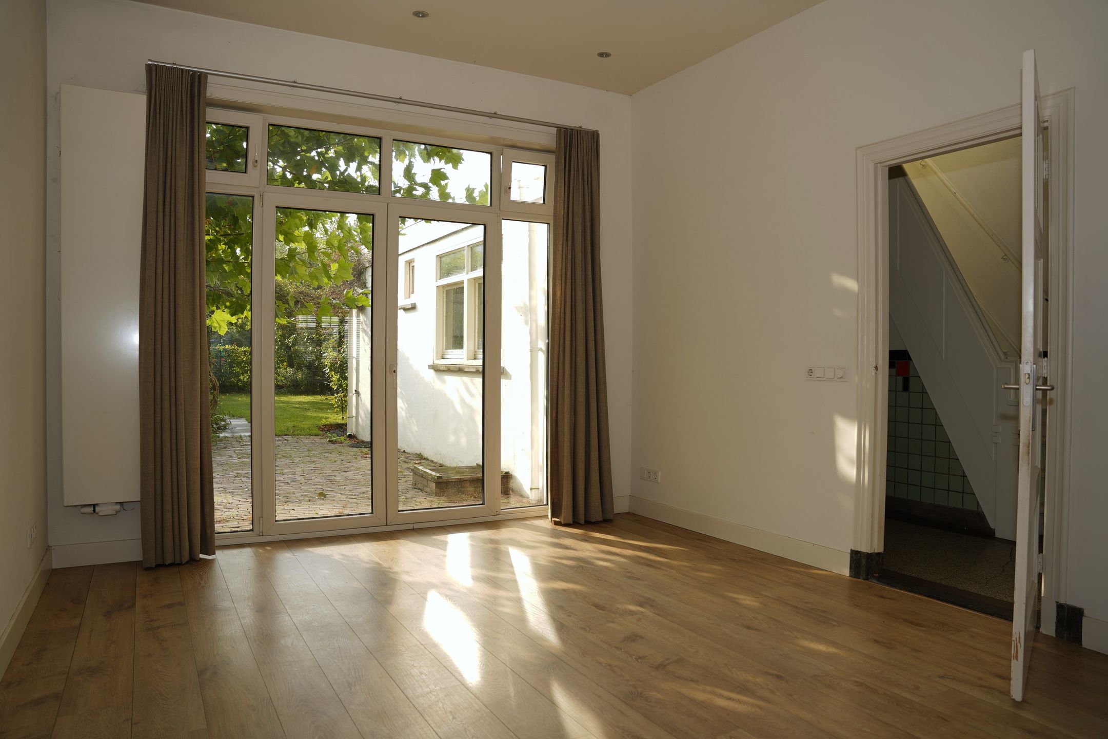 Photo 12 of Bredestraat 34