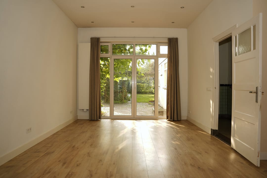 Photo 11 of Bredestraat 34
