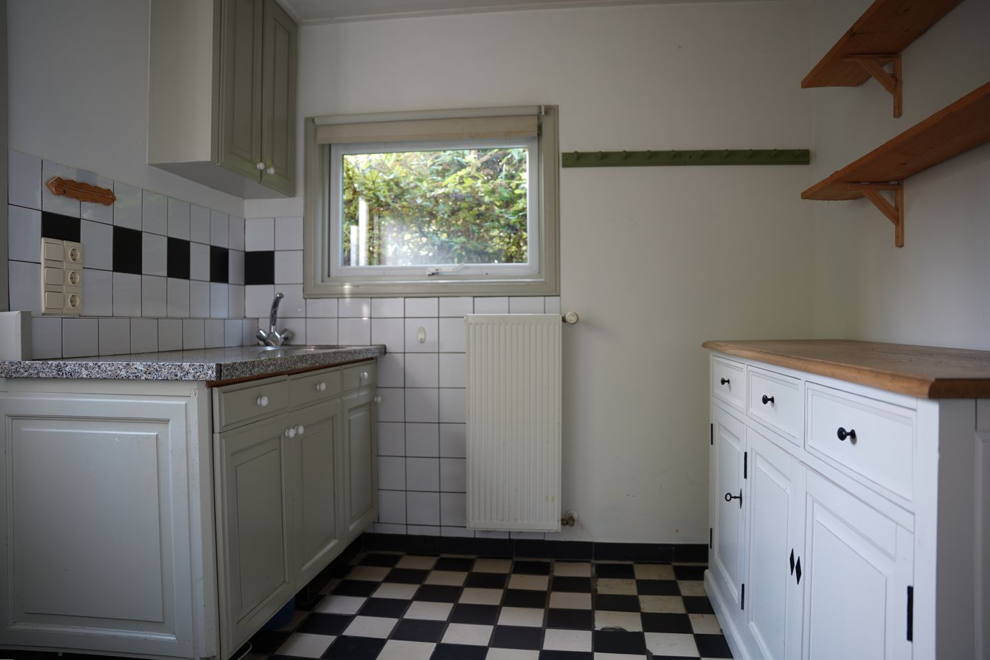 Photo 19 of Bredestraat 34