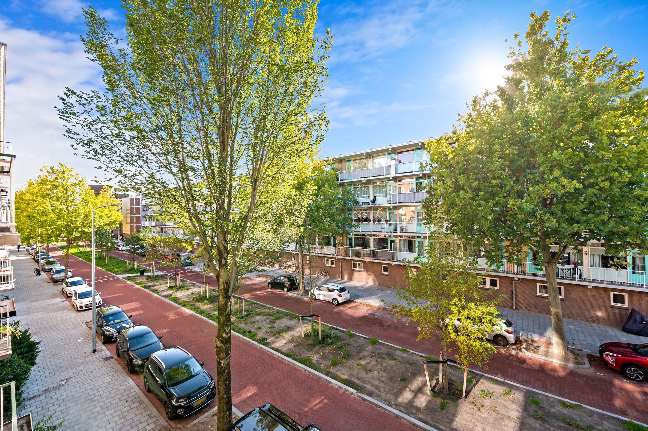 Photo 30 of Medemblikstraat 48