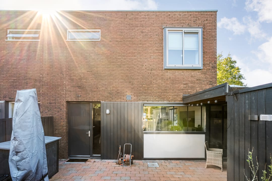 Photo 46 of Damstraat 2