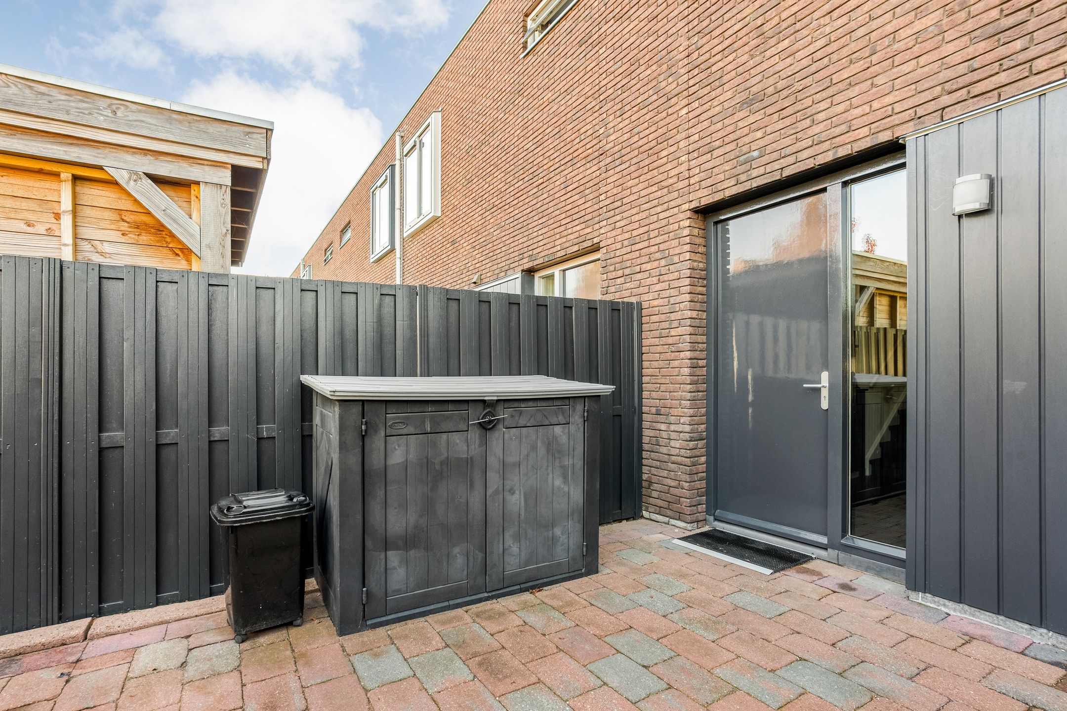 Photo 45 of Damstraat 2