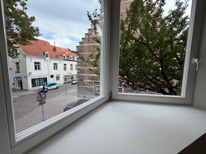 Photo 4 of Brusselsestraat 129-A01