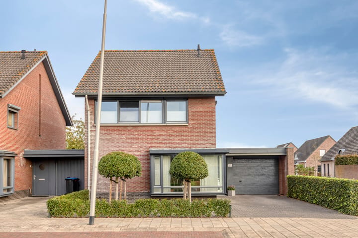 Hoekwoning te koop: Stanleystraat 25, Hulst