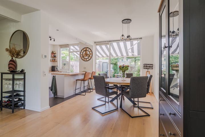 Tussenwoning te koop: Gondellaan 32, Zaandam
