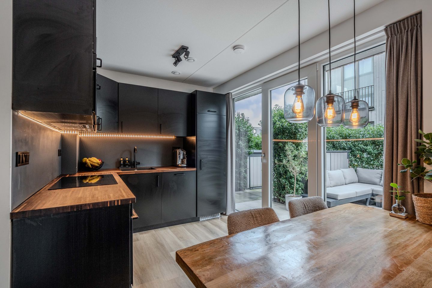 Foto 10 van Akkerwindehof 17