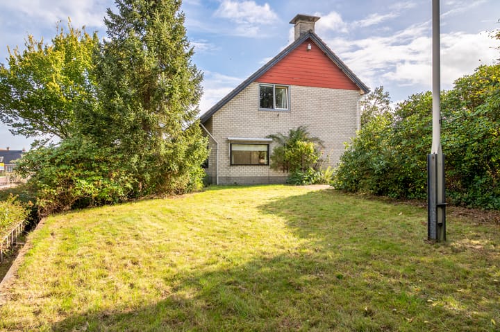 Vrijstaande woning te koop: Oastein 8A, Feanwâlden