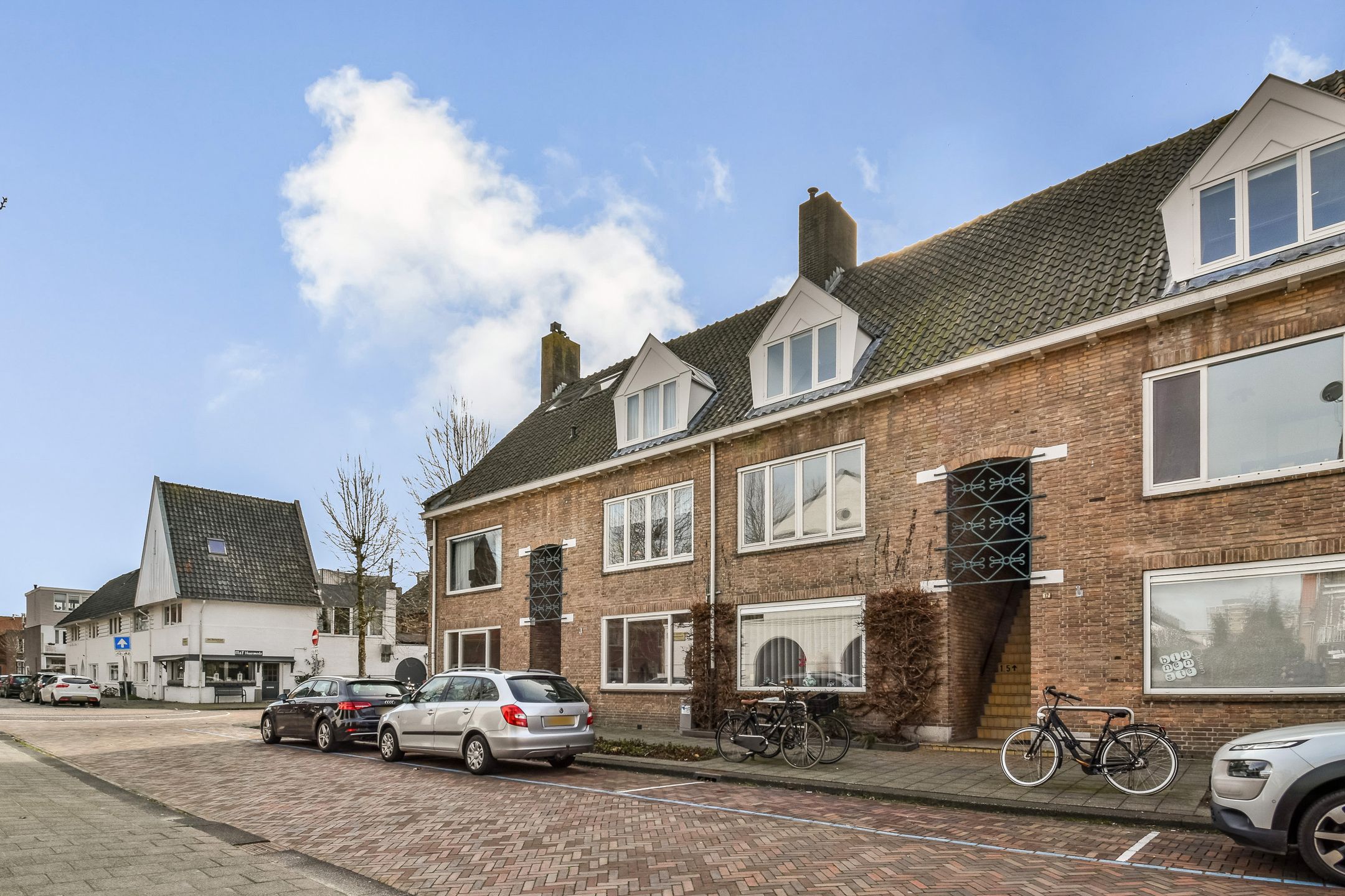 Photo 27 of Johan van Soesdijkstraat 15