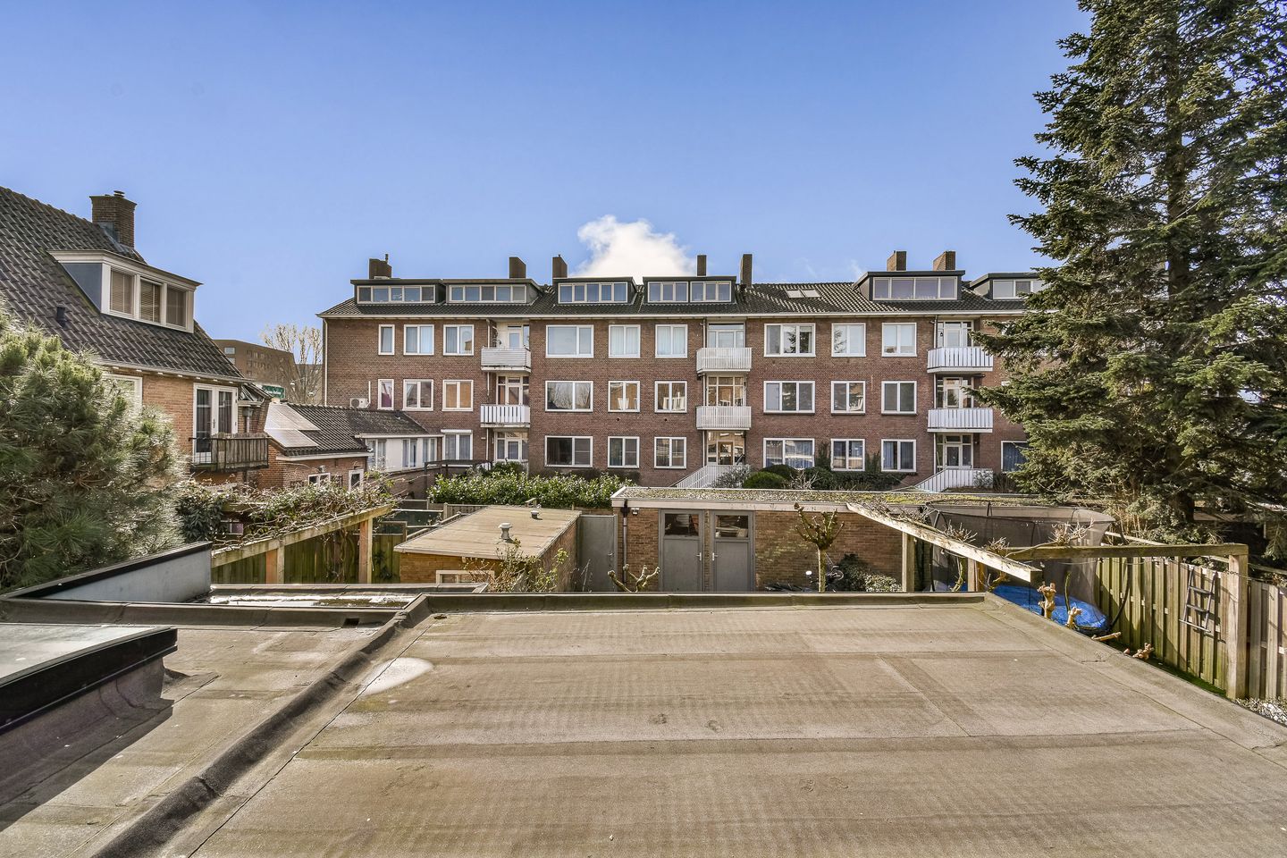 Photo 10 of Johan van Soesdijkstraat 15