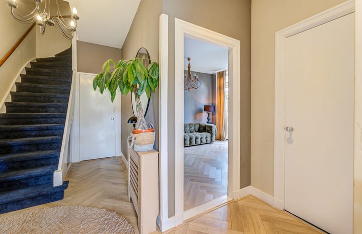 Hoekwoning te koop: De Genestetlaan 37, Bussum