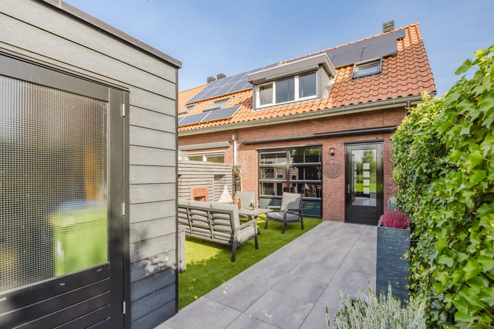 Hoekwoning te koop: Notenboomstraat 16, Schelluinen