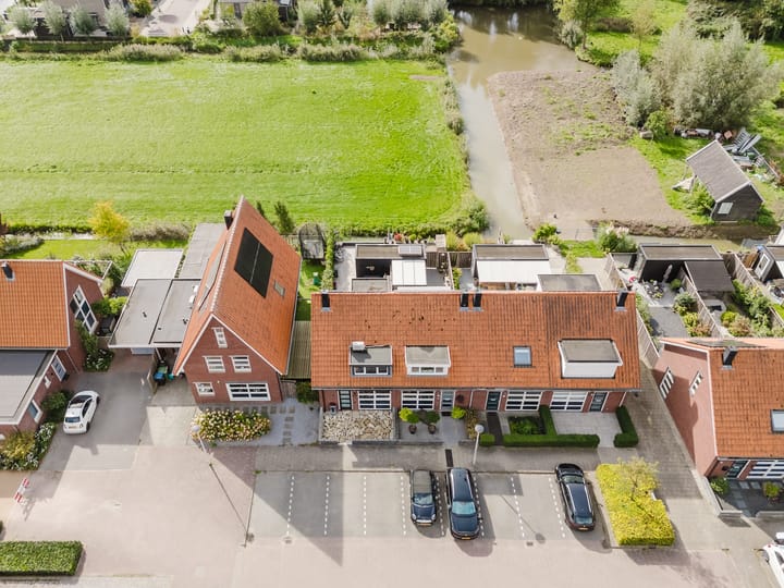 Hoekwoning te koop: Notenboomstraat 16, Schelluinen