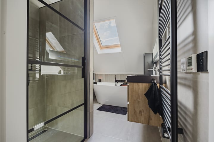 Hoekwoning te koop: Notenboomstraat 16, Schelluinen