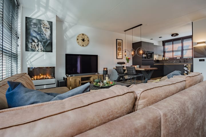 Hoekwoning te koop: Notenboomstraat 16, Schelluinen