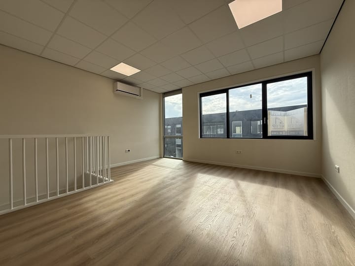 Jarmuiden 27-B, Amsterdam